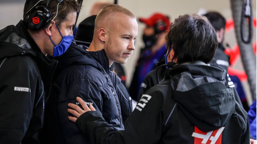 Nikita Mazepin ehti testata Haasia alkuvuodesta, mutta sai lähtöpassit ennen F1-kauden alkua.