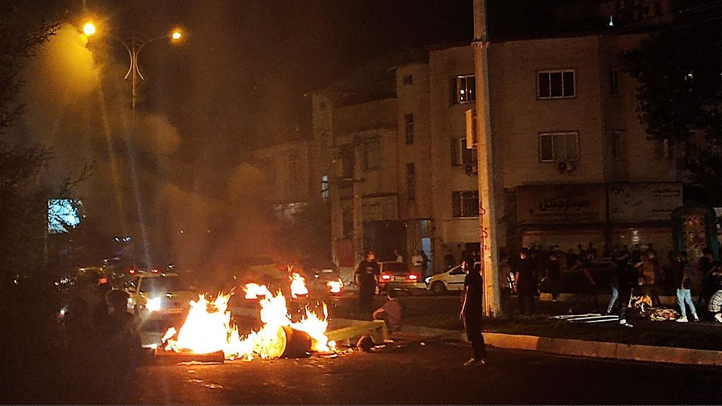 Mielenosoituksia on järjestetty useissa Iranin suurissa kaupungeissa. Kuva Teheranista.