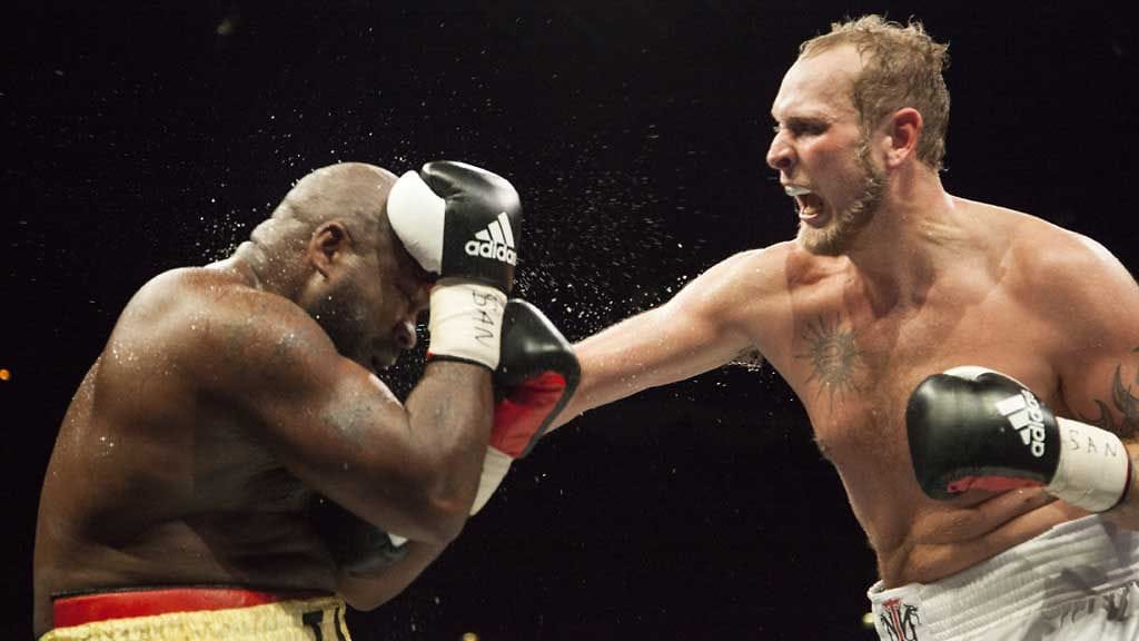 Helenius takoi pistevoiton Sherman Williamsista marraskuussa.