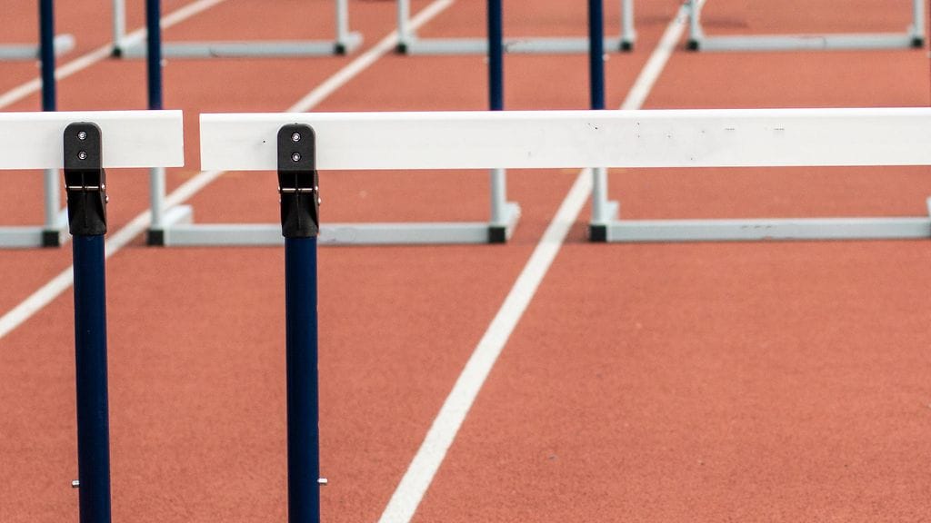 Sirkka Norrlund oli urallaan naisten pika-aitojen valtias Suomessa. Kuvituskuva.