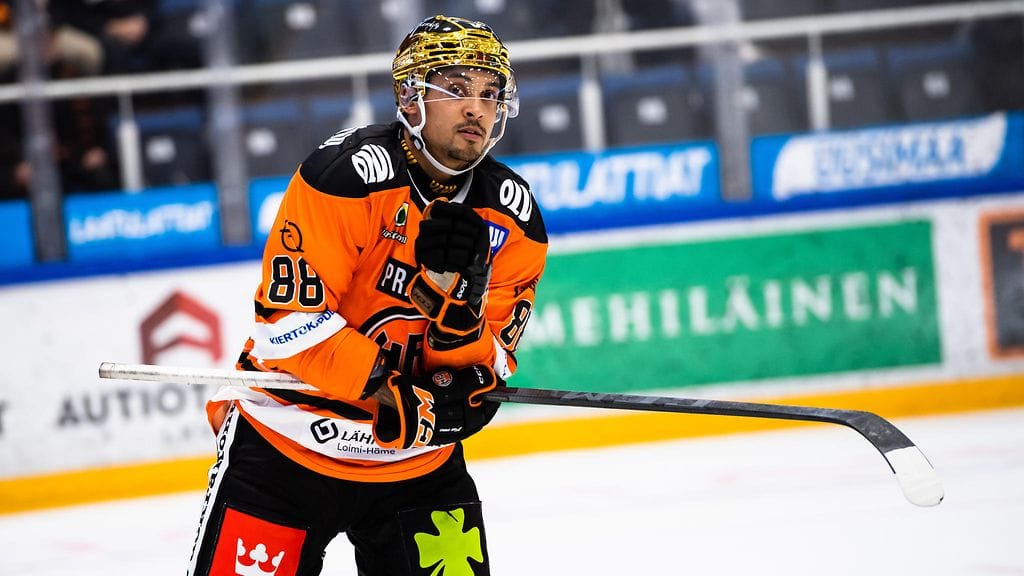 Michael Joly HPK-paidassa.