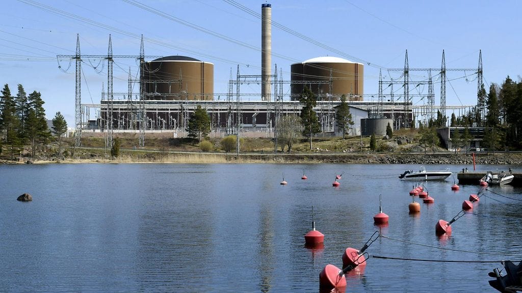 Ydinvoimalaitoksen ykkösyksikössä havaittu vuoto ei aiheuta vahinkoa ihmisille, ympäristölle tai laitokselle.