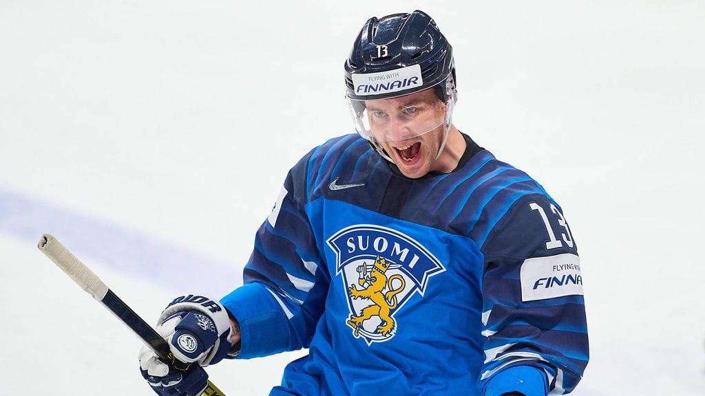 Mikael Ruohomaa voitti hopeaa vuoden 2021 MM-kisoissa.