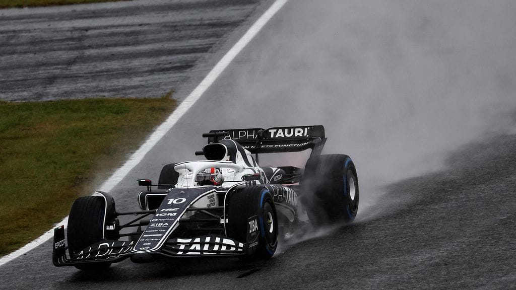 Pierre Gasly joutui todella vaaralliseen tilanteeseen Suzukan GP:ssä.