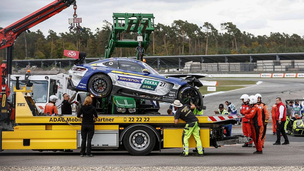 Kuvassa Mercedeksen David Schumacherin DTM-auto.