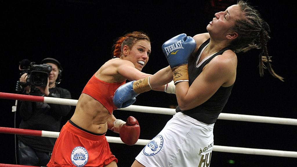 Suomen Eva Wahlström (vas.) ja Unkarin Agota Ilko