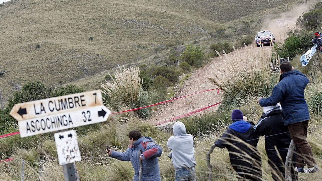 Mikko Hirvonen vauhdissa Argentiinassa.