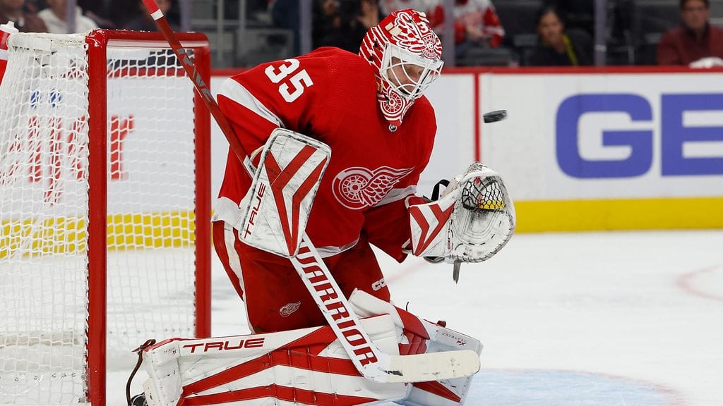 Ville Husso torjui nollapelin NHL-kauden avausottelussaan.