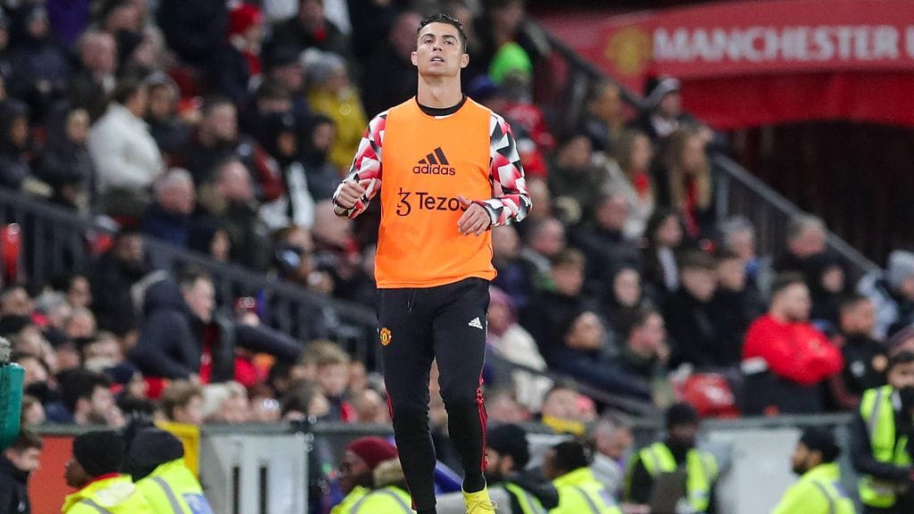 Cristiano Ronaldo ei saanut riisua vaihtopelaajan liiviä Tottenham-ottelussa.