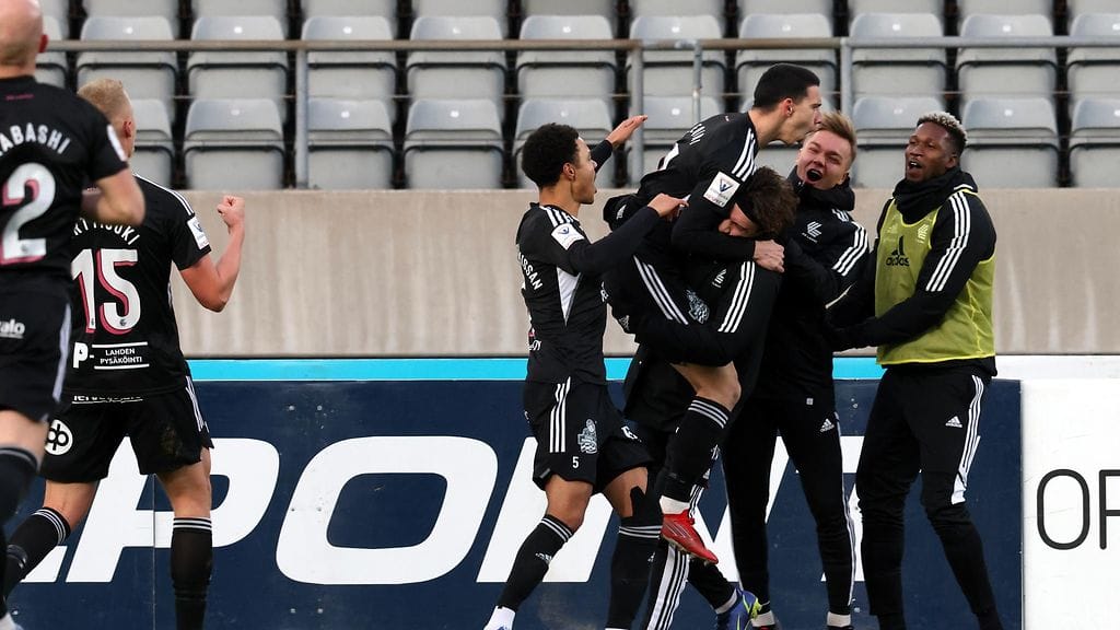 FC Lahti jatkaa Veikkausliigassa.