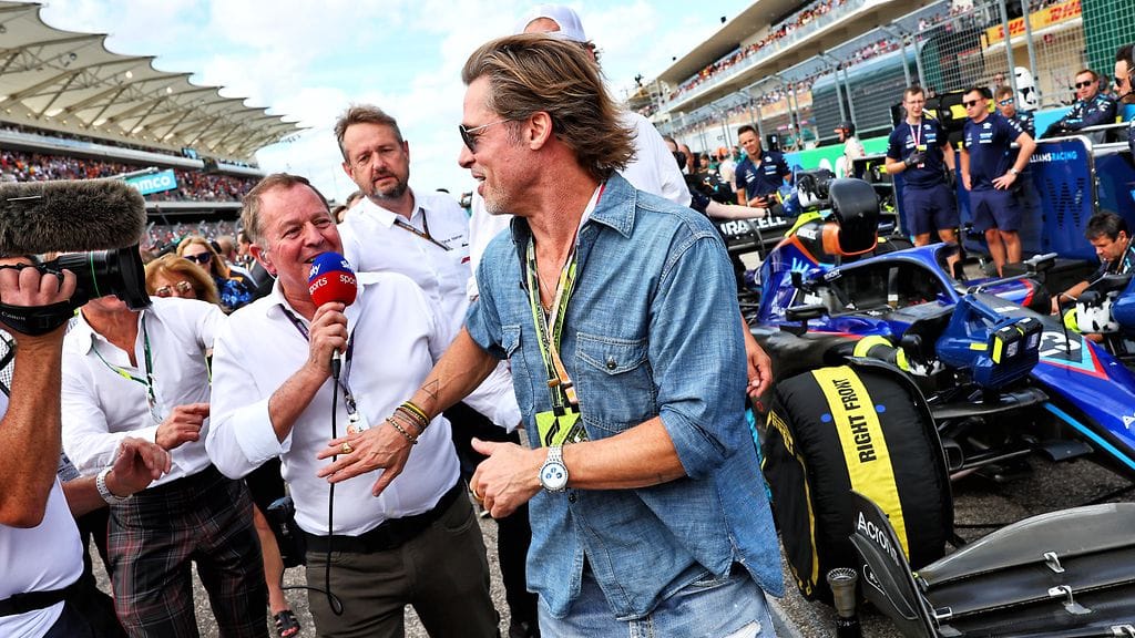 Martin Brundle yrittää haastatella Brad Pittiä.