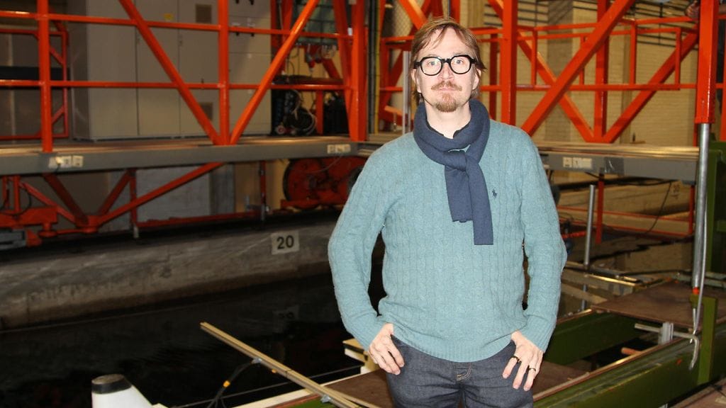 pääkäsikirjoittaja Miikko Oikkonen Estonia-sarja