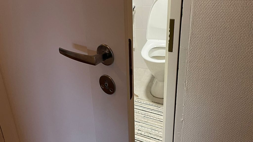 vessan ovi korjattuna