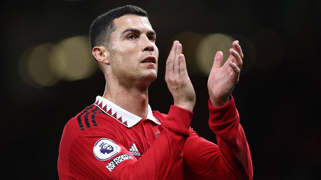 Cristiano Ronaldo kohteli häntä kritisoinutta Gary Nevillea kylmästi.