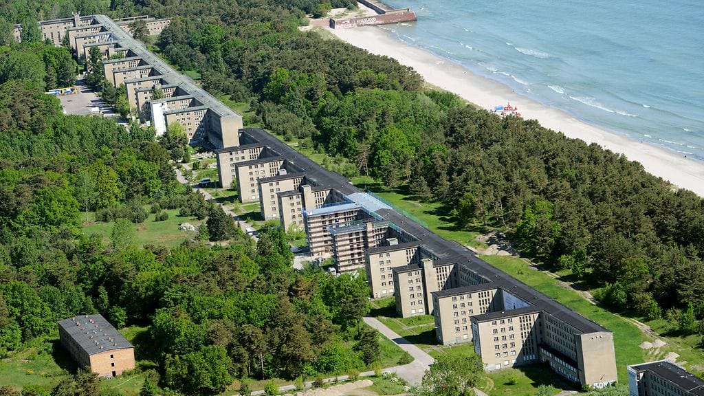 Tässä kuvassa näkyy vain pieni osa 4,5 kilometriä pitkästä lomaparatiisista.