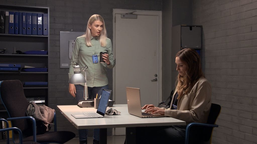 4309 01 linda joanna