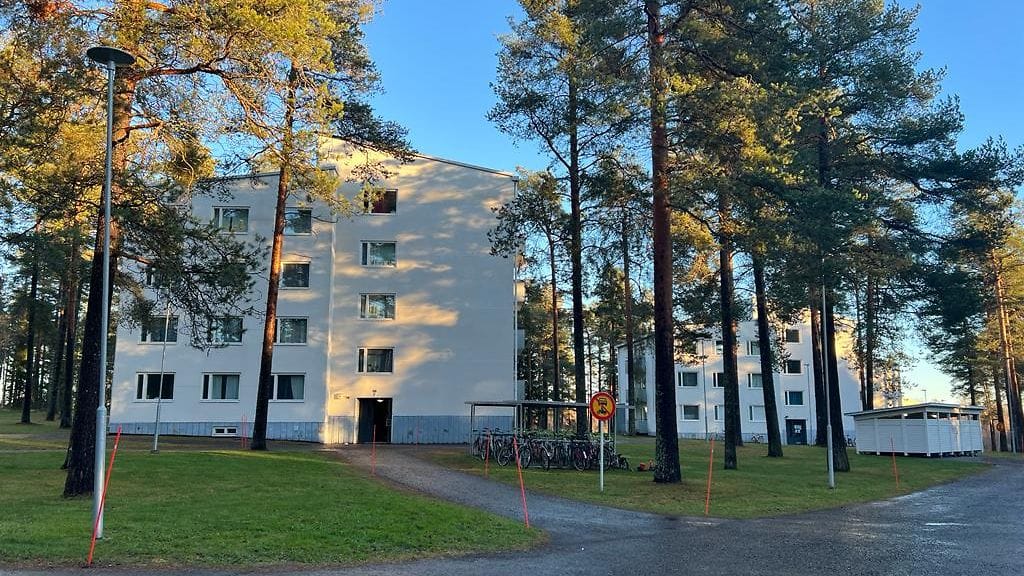 Näistä taloista löytyi 65 vuotias vainaja Oulun Heikinharjusta.