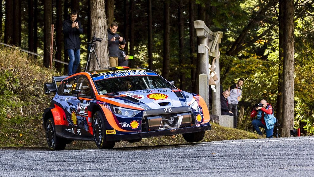 Thierry Neuville päätti kauden 2022 voitokkaasti.