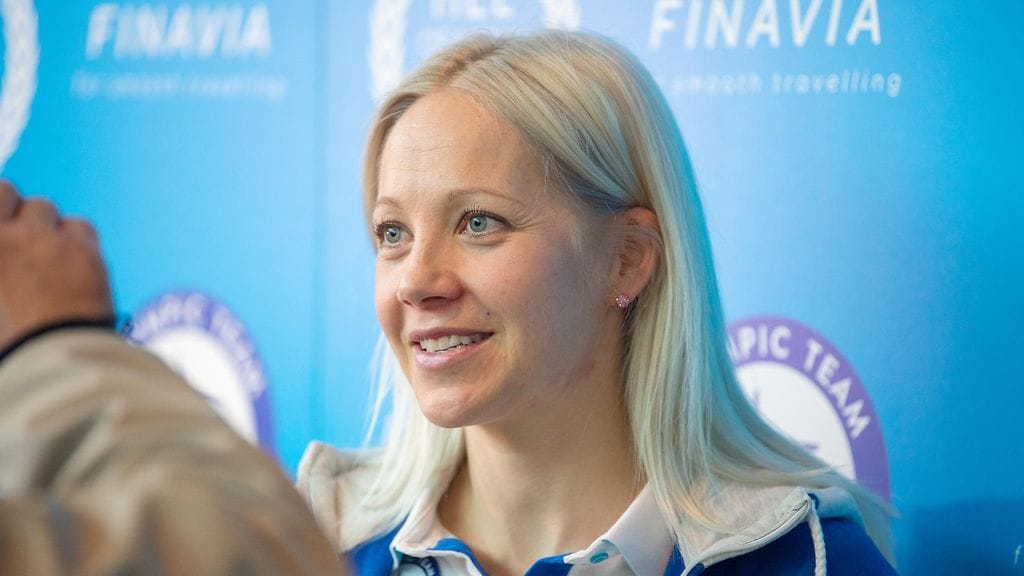 Kaisa Mäkäräinen osoitti olevansa kovassa iskussa, kun hän voitti Half Marathon Des Sables -aavikkojuoksutapahtuman 100 kilometrin yleisen luokan.