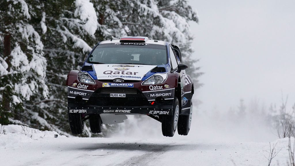 Jevgeni Novikov lipsahti hankeen, mutta pystyi lopulta jatkamaan matkaa.