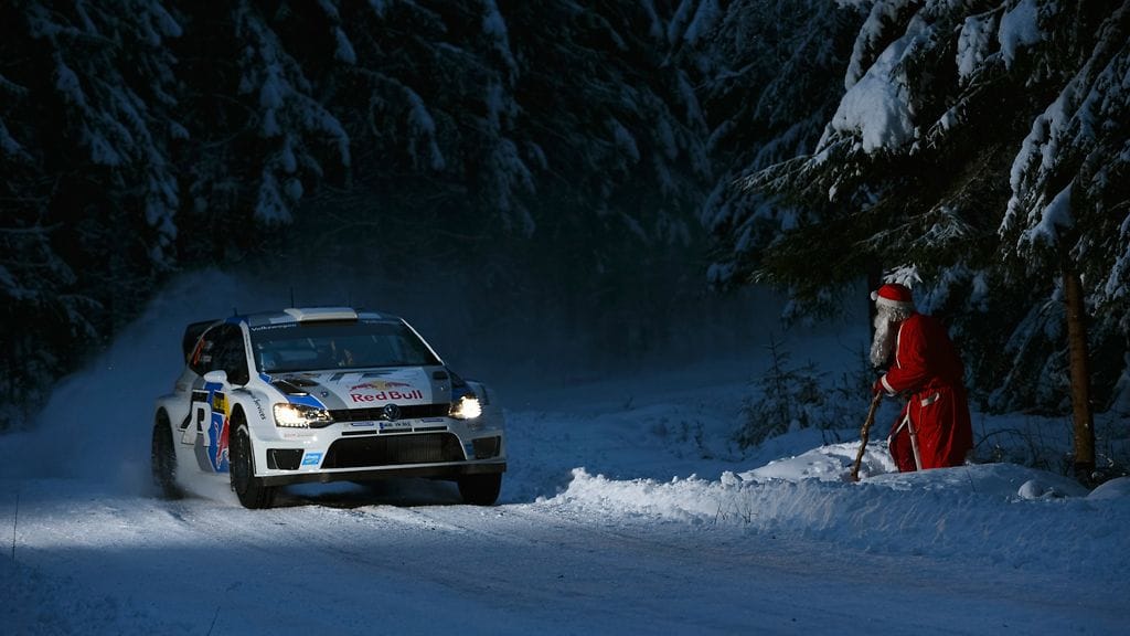 Joulupukki seurasi Sebastien Ogierin menoa vapaissa harjoituksissa.