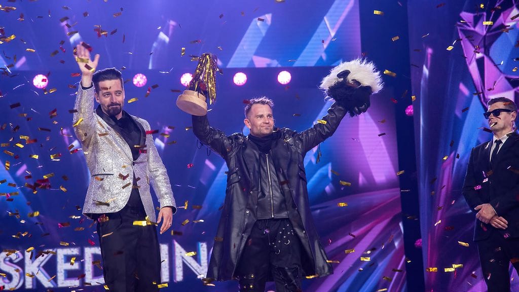 masked_singer_suomi_s4_eps12_musta-lammas_lenni-kalle_taipale_ile_uusivuori_02_kuvaaja_saku_tiainen