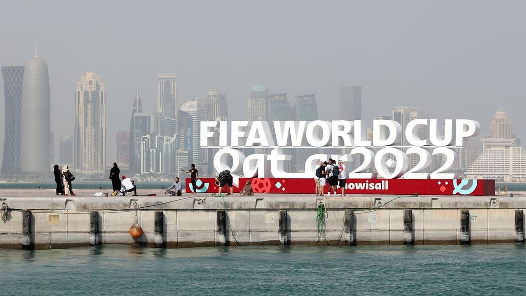 Jalkapallon MM-kisat potkaistaan tänään käyntiin.