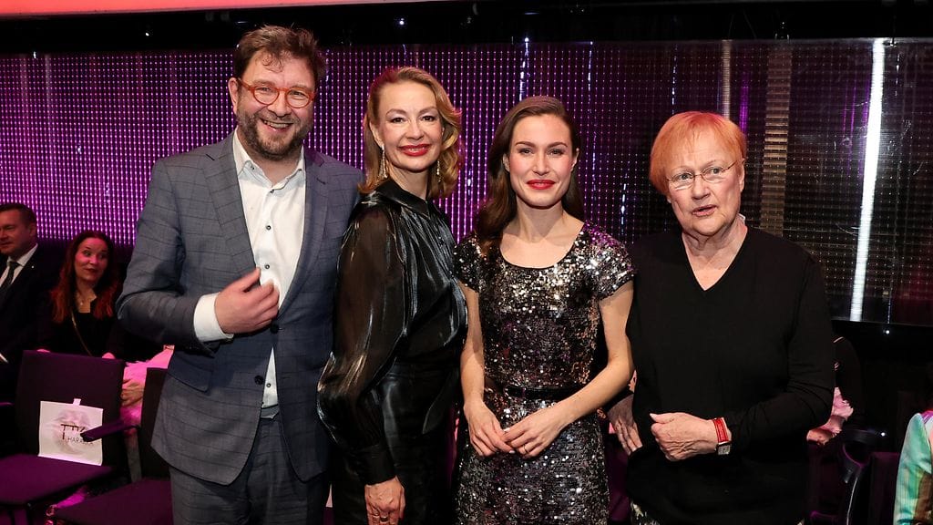 Timo Harakka, Tytti Tuppurainen, Sanna Marin ja Tarja Halonen TTK-yleisössä.