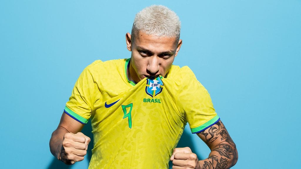 Richarlison makusteli saarella ja monilla naisilla.