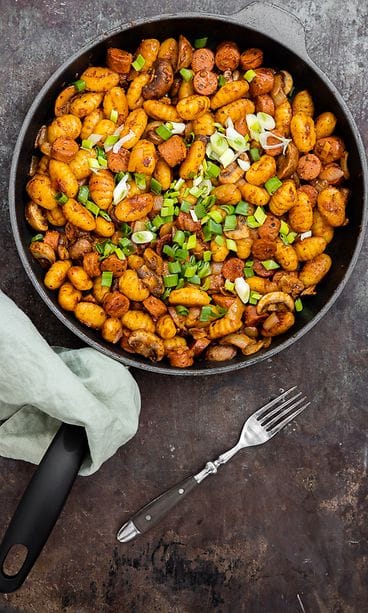 ÄLÄ KÄYTÄ MUISSA Elina Innanen gnocchipyttipannu