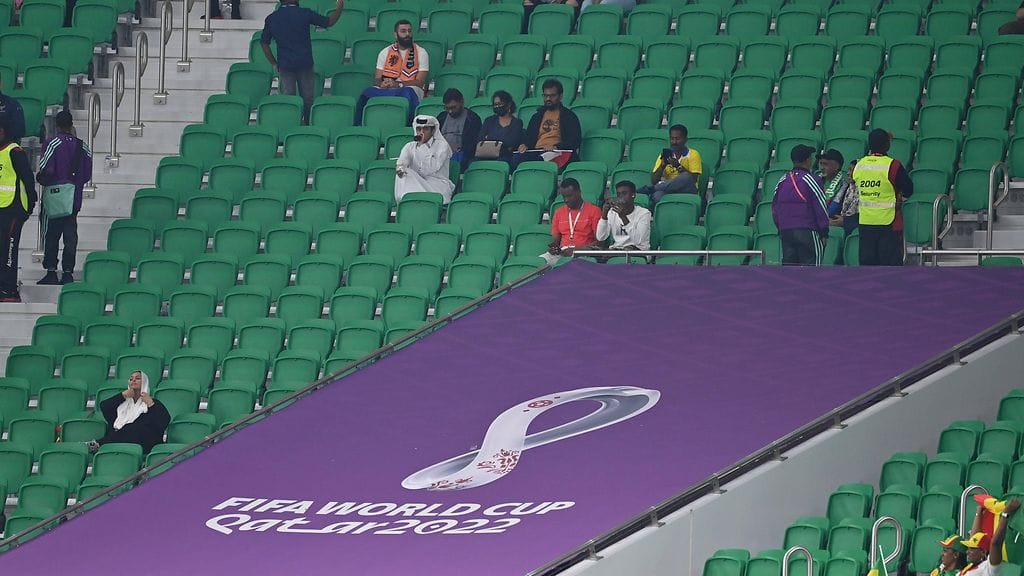 Qatarin MM-kisoissa on ollut tyhjiä katsomoita.