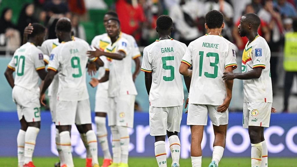 Senegal kaatoi Qatarin 3-1.