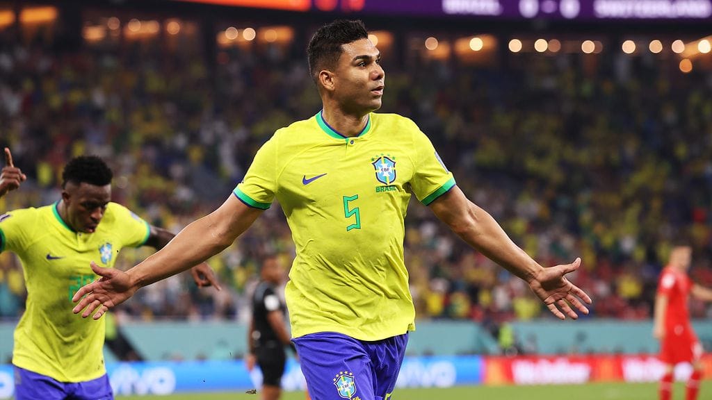 Casemiro nousi Brasilian sankariksi Sveitsiä vastaan pelatussa ottelussa.