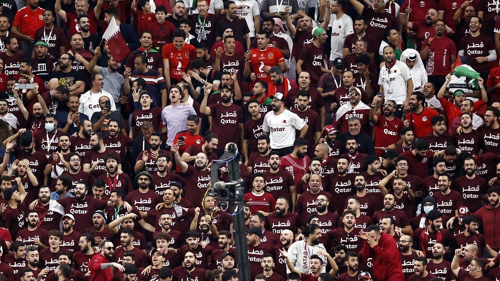 Qatarin ostofanit ovat aiheuttaneet keskustelua MM-kisoissa.