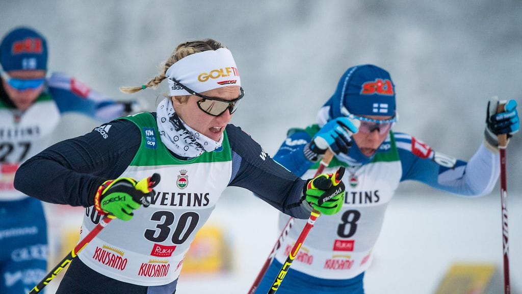 Saksan Victoria Carl luhistui Rukan 20 kilometrin takaa-ajokisan maalialueella.