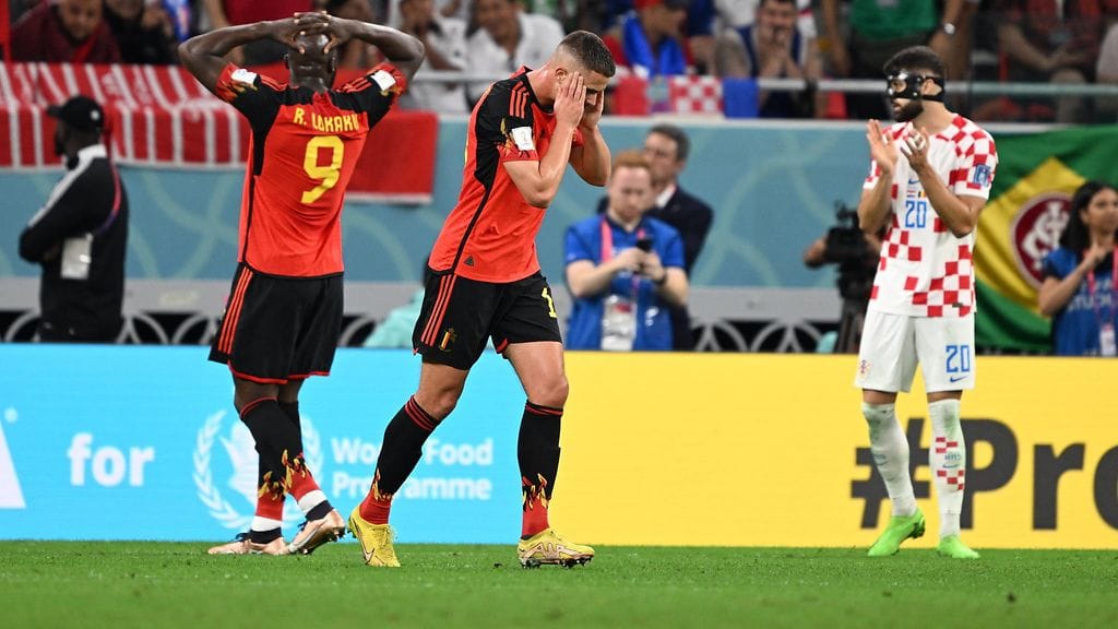 Romelu Lukaku (vas.) ei ole uskoa mokaamansa maalipaikkaa.