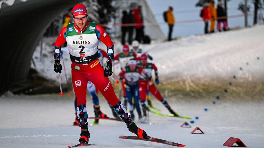 Norjan Paal Golberg hiihti Lillehammerin 20 kilometrin yhteislähtökisan voittoon.