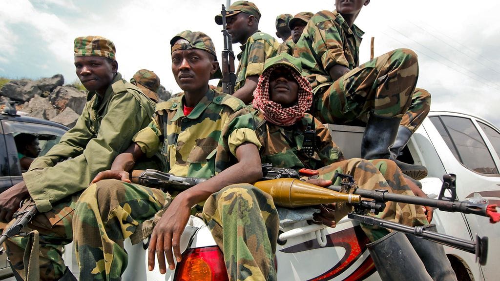 M23-kapinallisjoukon jäseniä Kongossa.