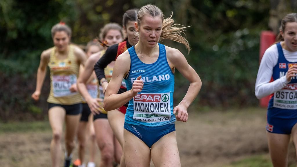 Ilona Mononen (arkistokuvassa) on tuore maastojuoksun alle 20-vuotiaiden EM-pronssimitalisti.