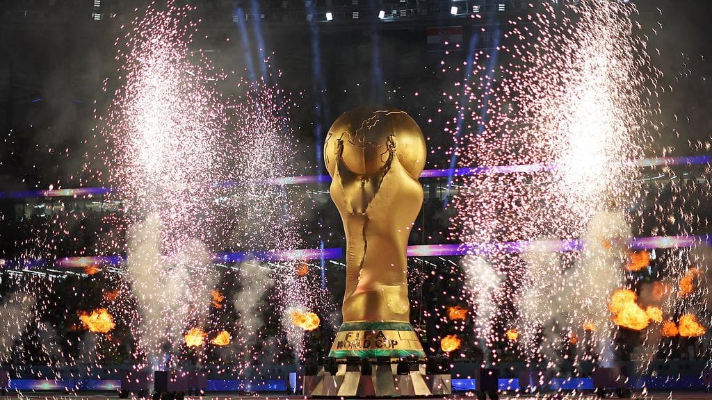 Seuraavat jalkapallon MM-kisat on myönnetty USA:lle, Kanadalle ja Meksikolle.