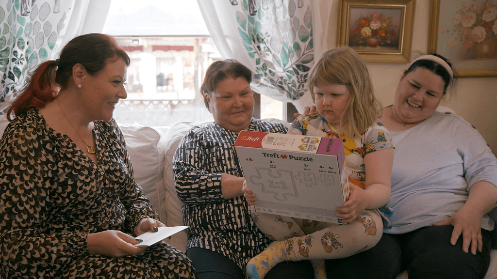 Supernanny_kausi4_eps_03 Pia Penttala_Paivi_Susan_Sandra_loppu hyvin kaikki hyvin