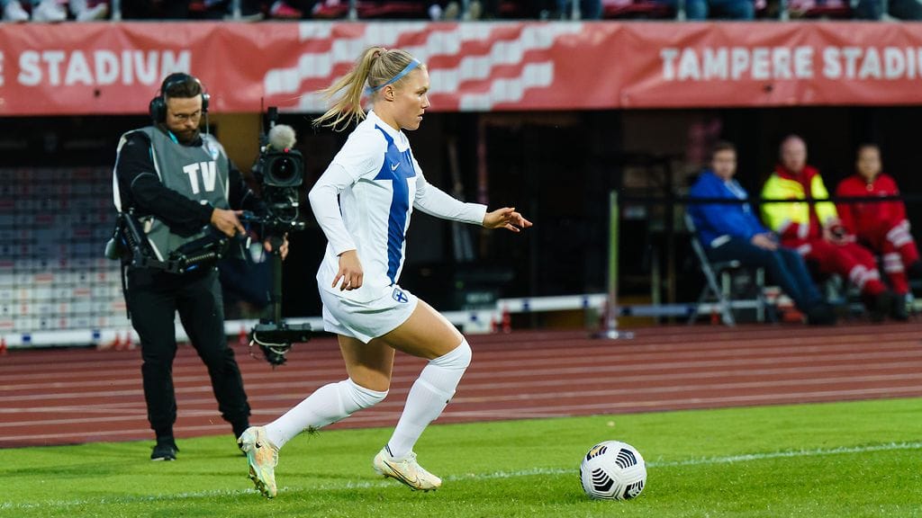 Emma Peuhkurinen nousi syksyllä naisten maajoukkueeseen.