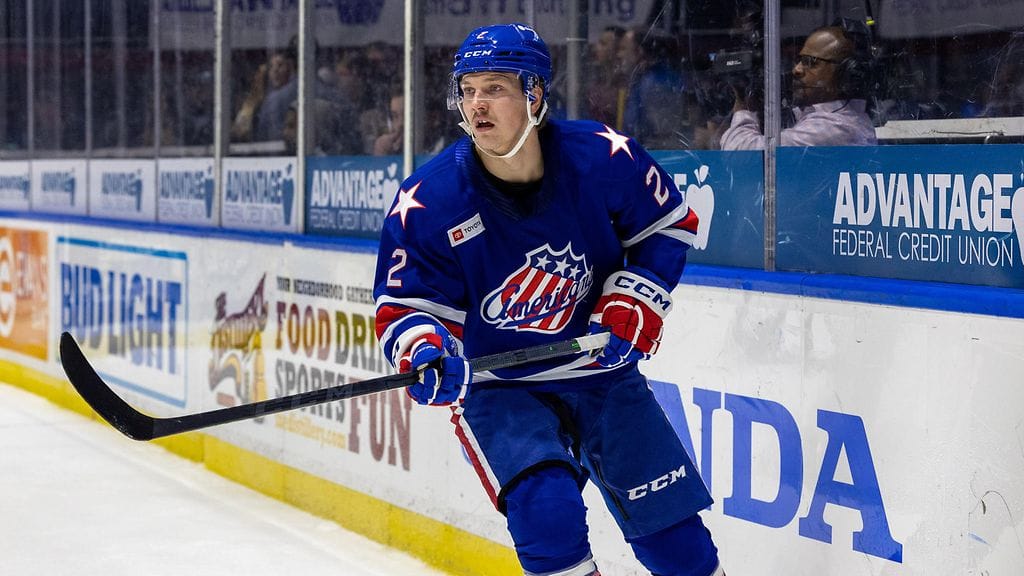 Oskari Laaksonen on pelannut tähän saakka Pohjois-Amerikassa AHL:ää Buffalo Sabresin farmijoukkue Rochester Americansissa.