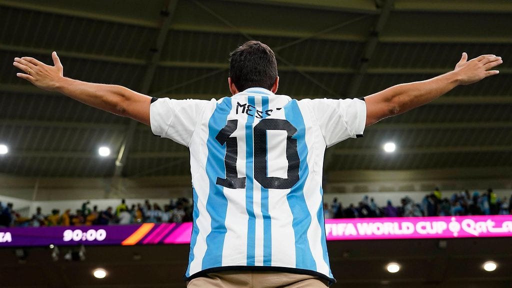 Lionel Messin pelipaidat menivät todella kuin kuumille kiville.