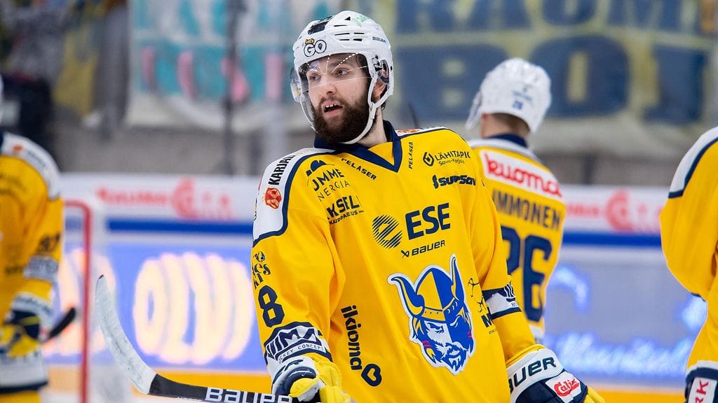 Libor Zabransky suuntaa Jukurien vahvuudesta täksi viikonlopuksi Tshekin maajoukkueen mukaan Sveitsiin.