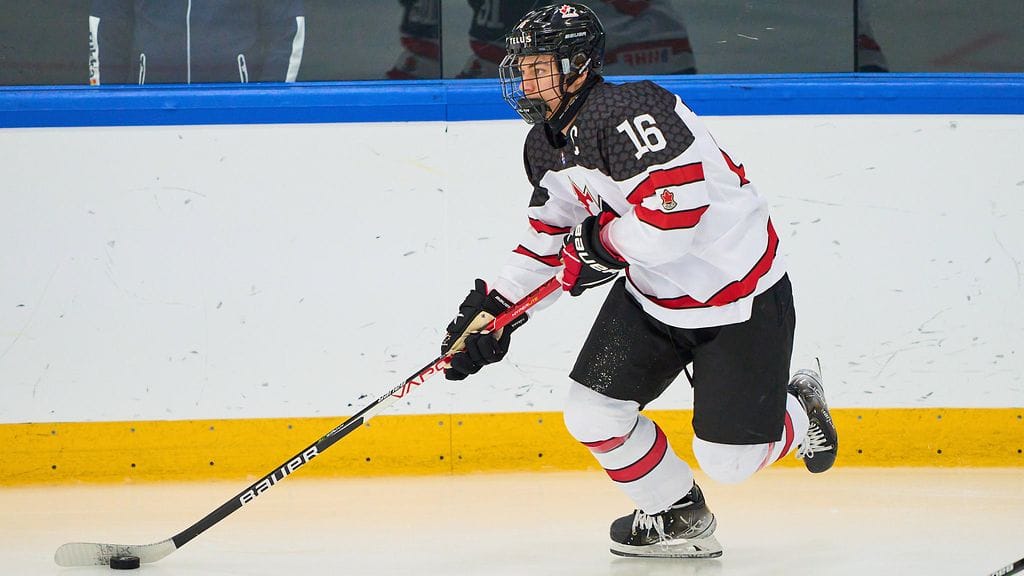 Connor Bedard on tehnyt alle 20-vuotiaiden MM-kisoissa 14 tehopistettä kolmeen otteluun.