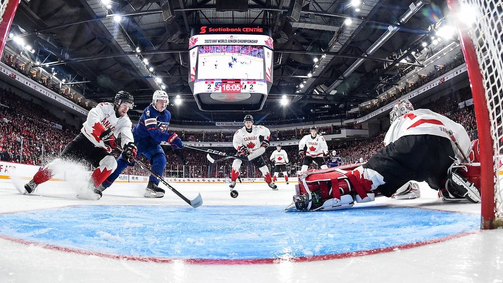 Kanada hakee loppuottelussa historiansa 20. alle 20-vuotiaiden jääkiekon maailmanmestaruutta.