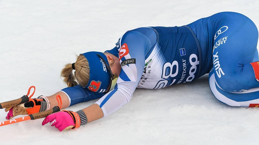 Tour de Ski on Jasmi Joensuun osalta ohi. Kuva on otettu edellisen kilpailun, keskiviikkona Oberstdorfissa sivakoidun 20 kilometrin vapaan hiihtotavan takaa-ajon jälkeen.