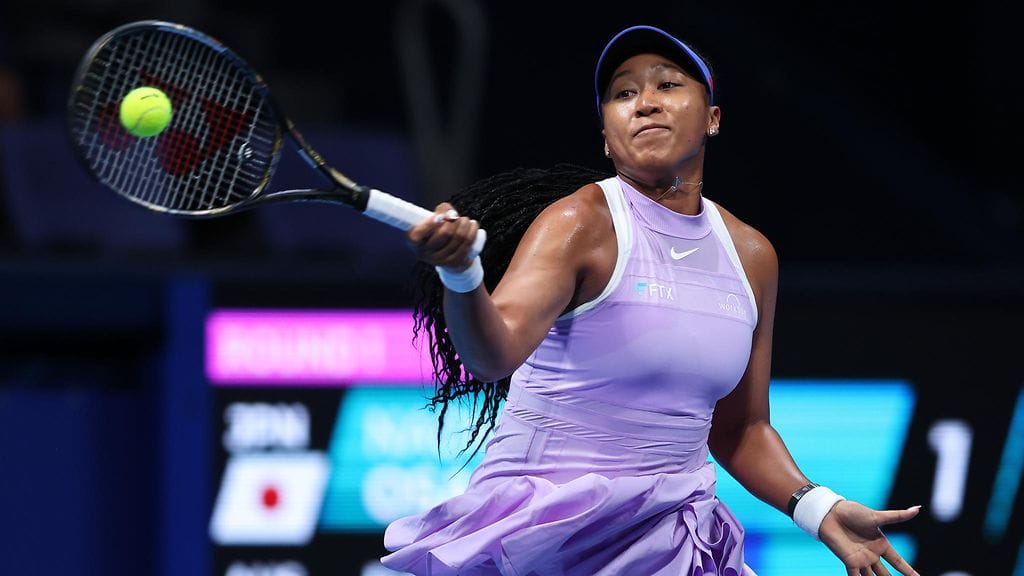 Naomi Osaka vaikuttaa pitävän matalaa profiilia.