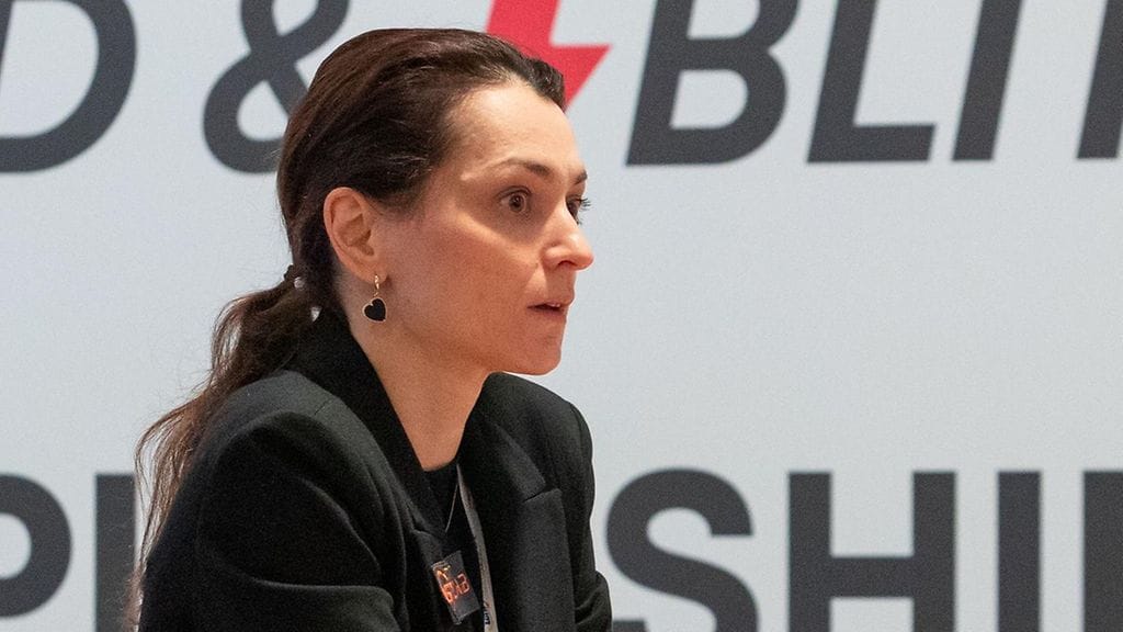 Aleksandra Kostenjuk saa kilpailla Sveitsin edustajana vuoden 2024 alusta lähtien.